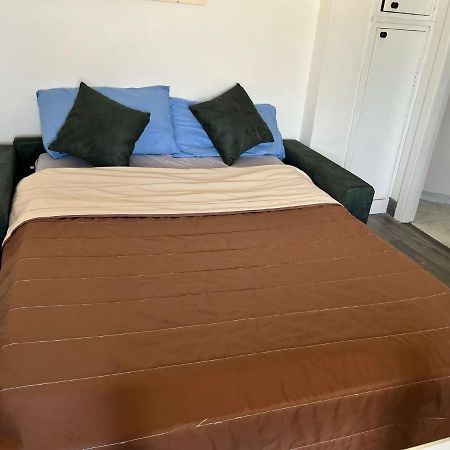 Incantevole Attico 1Minuto Dal Mare Wifi Netflix Terracina Buitenkant foto